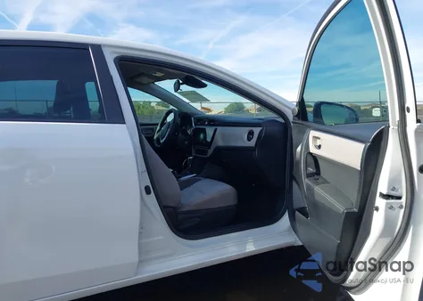 2019 Toyota Corolla Le z USA, uszkodzony, nr VIN 5YFBURHE7KP858544